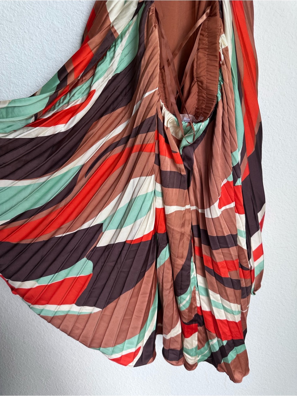 Anthropologie Halter Pleated Swing Mini fully lined Dress NWT Large - Picture 10 of 12